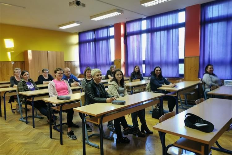 Slika /PU_KK/Vijesti/2020/03/12.3. edukacija roditelja.jpg